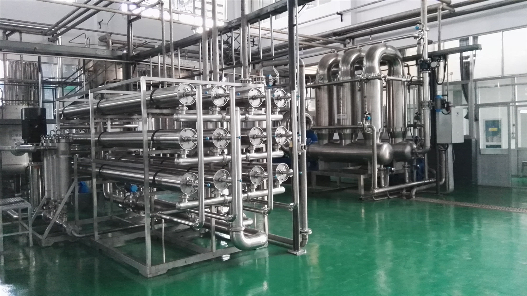 7790必发集团抗生素发酵液集成膜系统.jpg